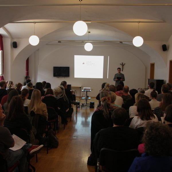 Ta slika ima prazen atribut alt; ime datoteke je IMG_1076-600x600.jpg